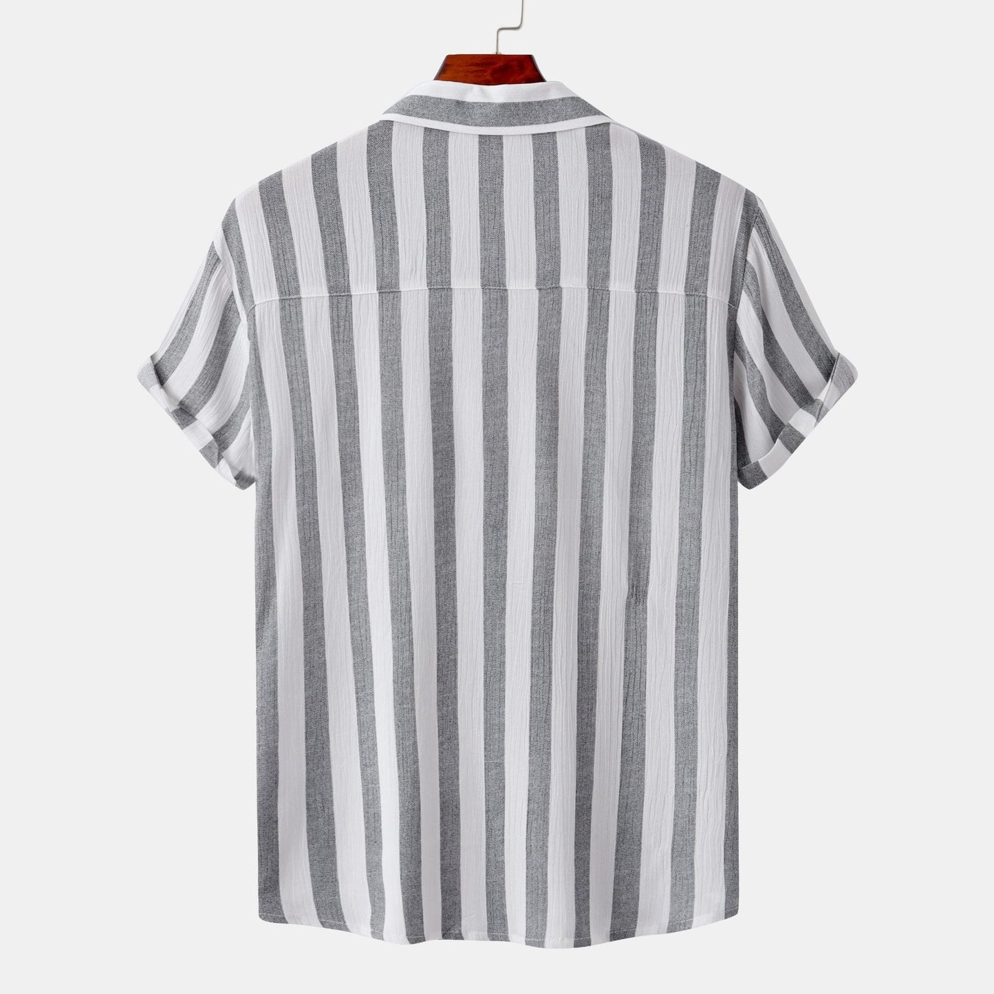 Men's striped short sleeved shirt